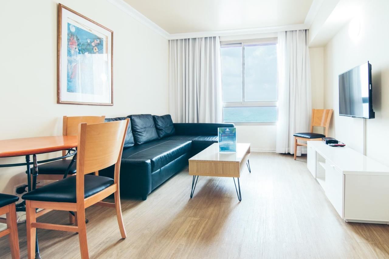 Almog Beach Apartments מגדלי חוף הכרמל חיפה Exterior photo