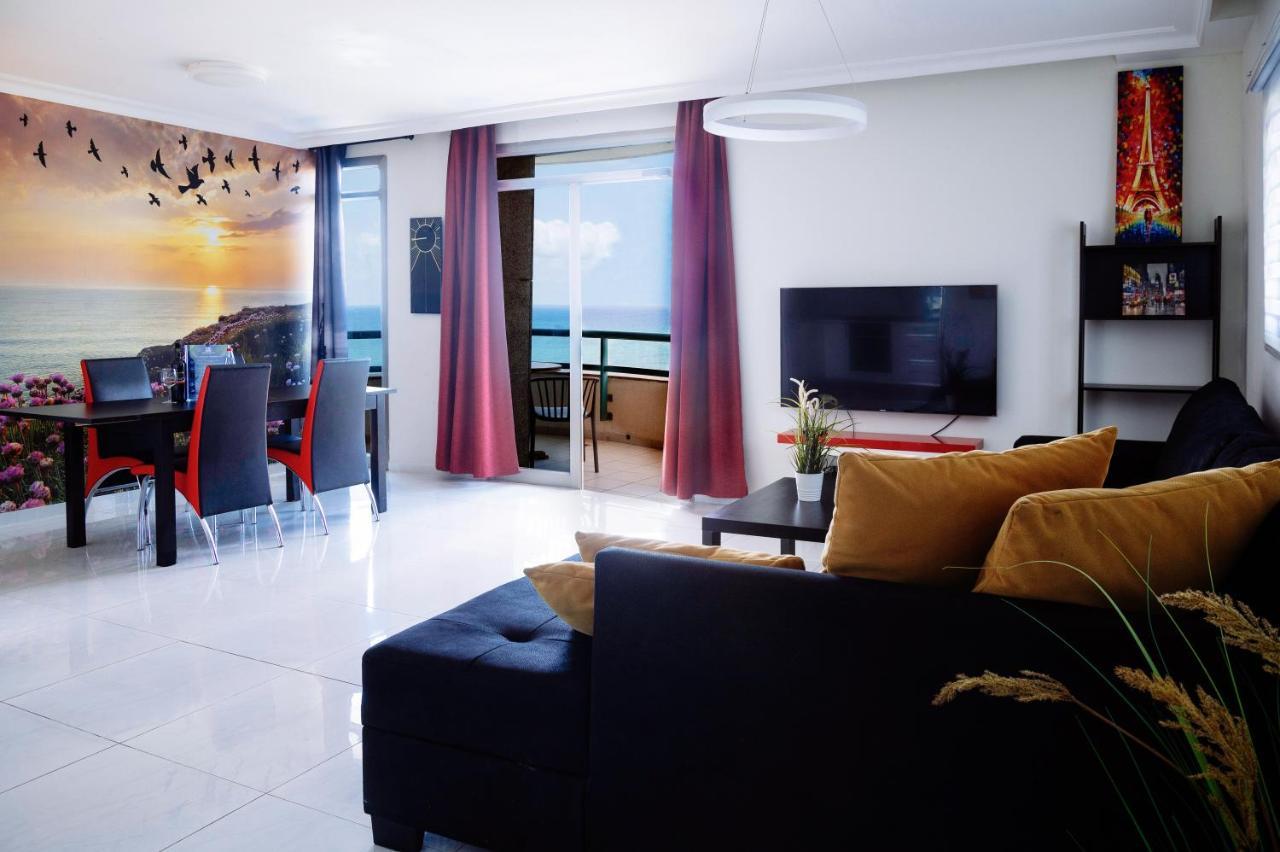 Almog Beach Apartments מגדלי חוף הכרמל חיפה Exterior photo