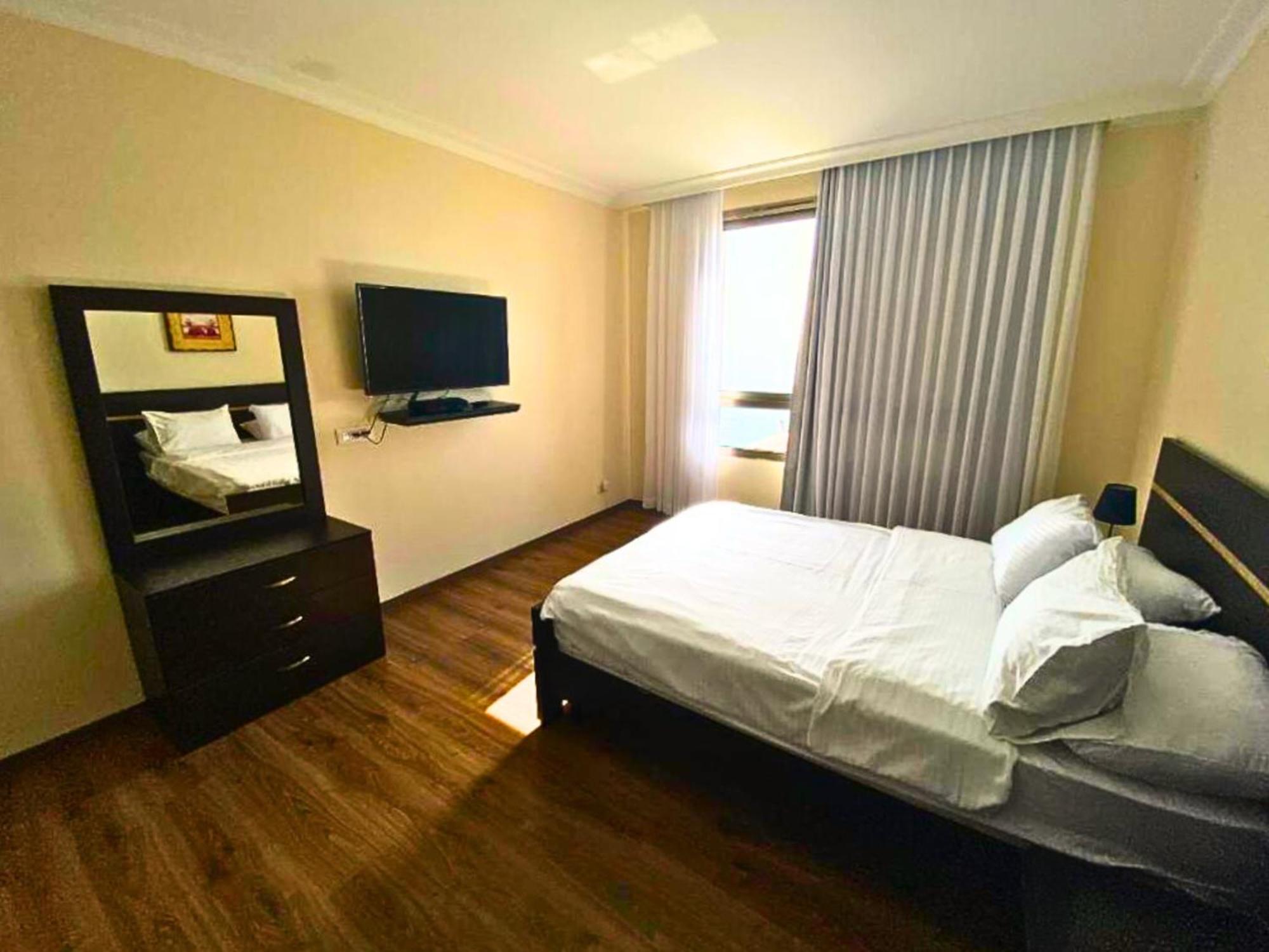 Almog Beach Apartments מגדלי חוף הכרמל חיפה Exterior photo